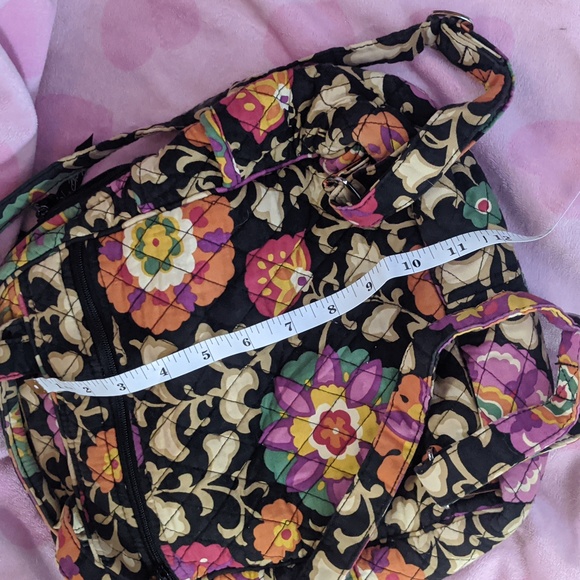 Vera BradleSuzanibackpack, Excellent condition. Adjustable straps. zipper pocket - Picture 4 of 8